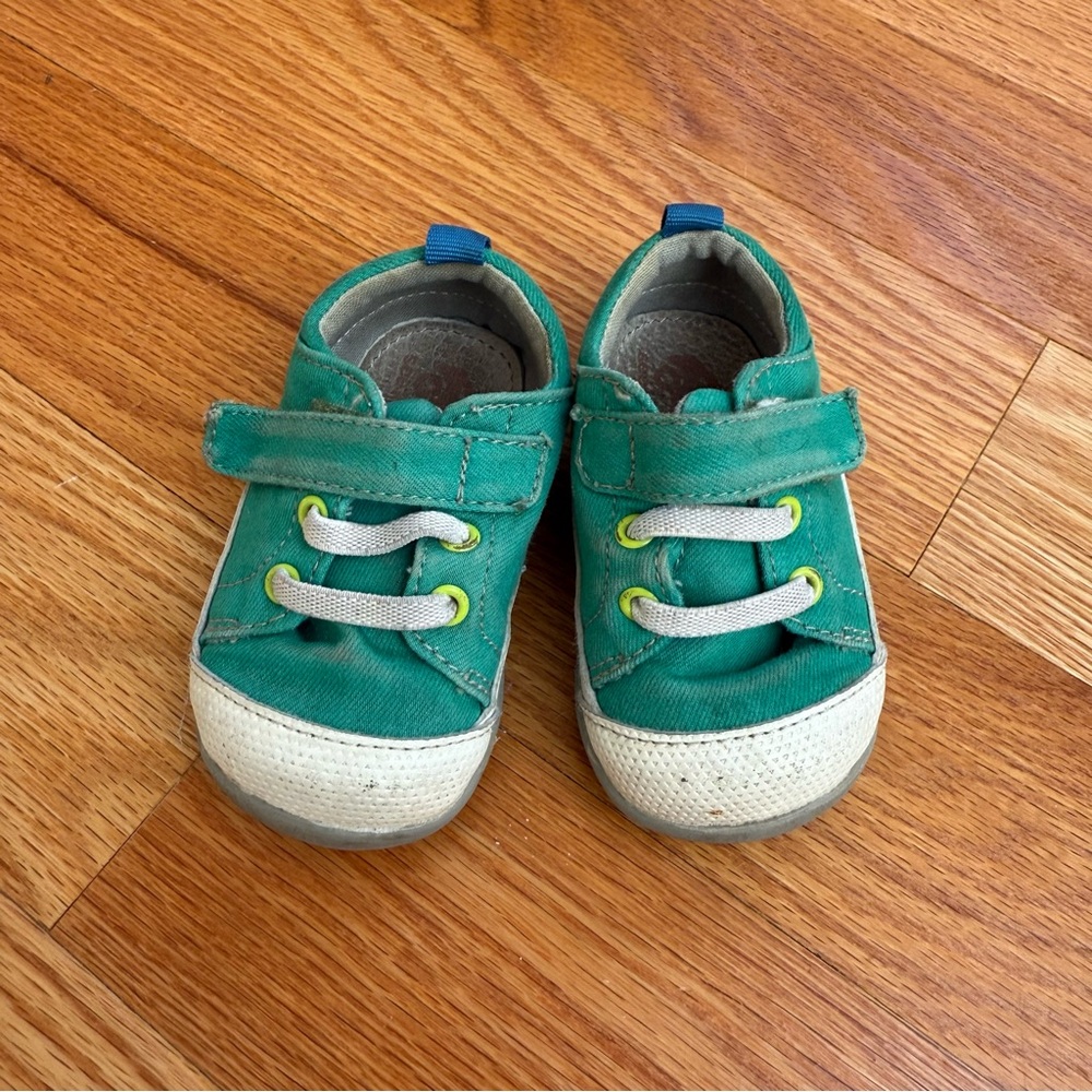 See Kai Run Stevie II First Walker Sneakers Shoes Infant Baby Size 4 Green